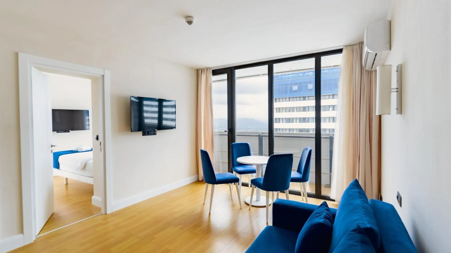 Relax And Unwind Premier Sea View Aparthotel In Batumi