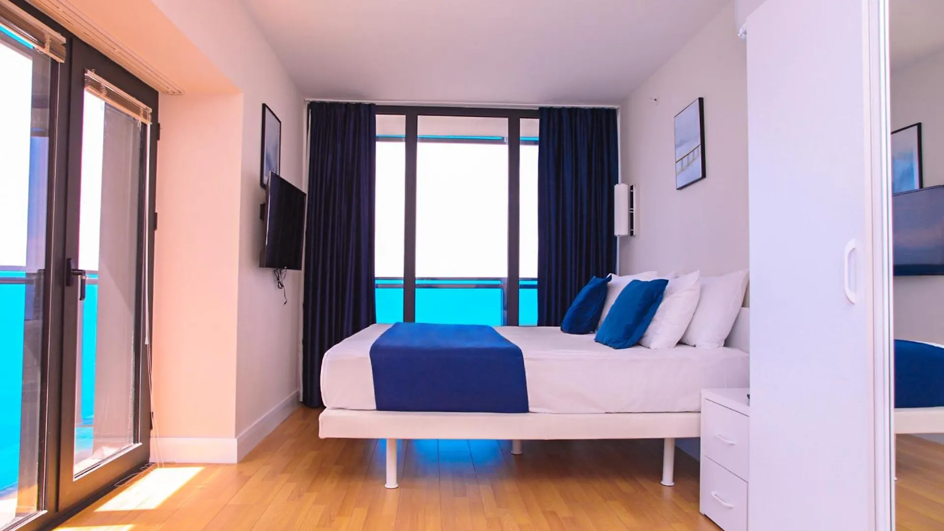 Relax And Unwind Premier Sea View Aparthotel In Batumi