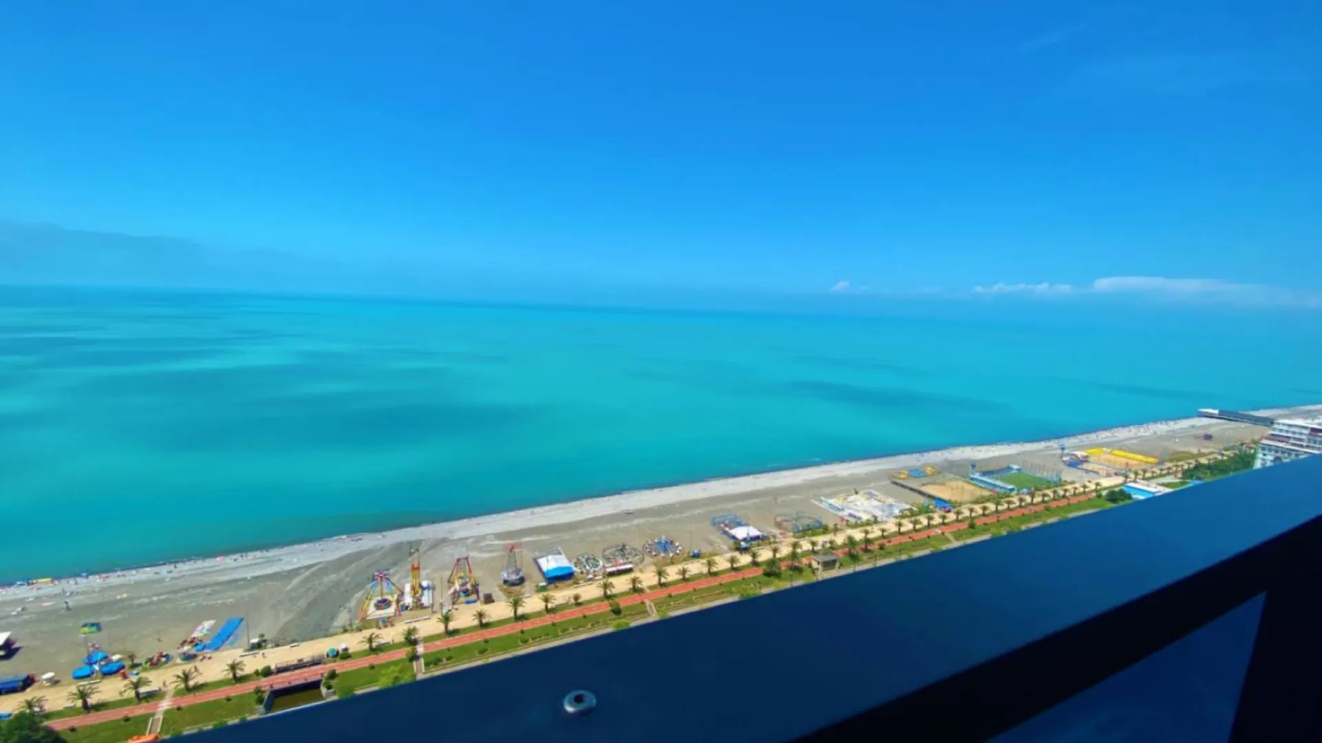 Relax And Unwind Premier Sea View Aparthotel In Batumi Guest house
